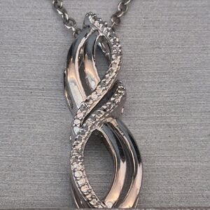 Elegant Silver Infinity Pendant Necklace